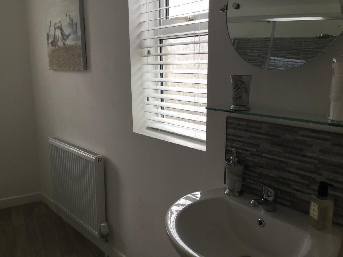 Open Plan Townhouse Apartment Caernarfon Exterior foto