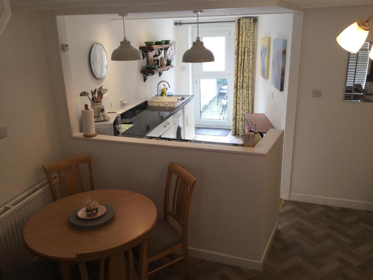 Open Plan Townhouse Apartment Caernarfon Exterior foto